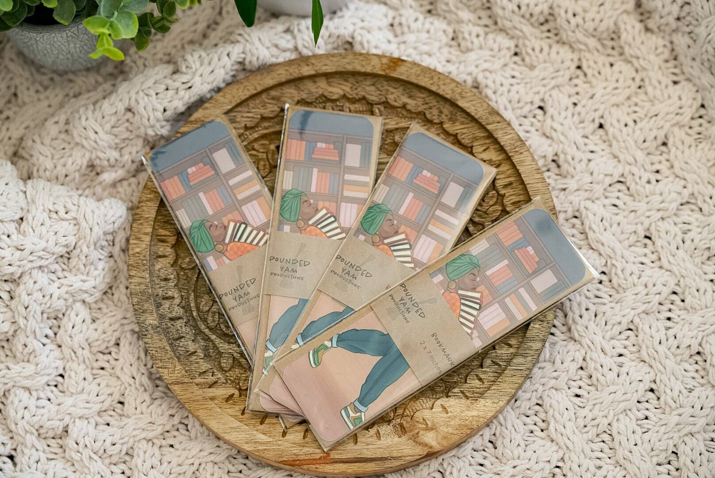 Black Girl Bookstack Bookmark, Bookmark Black Women